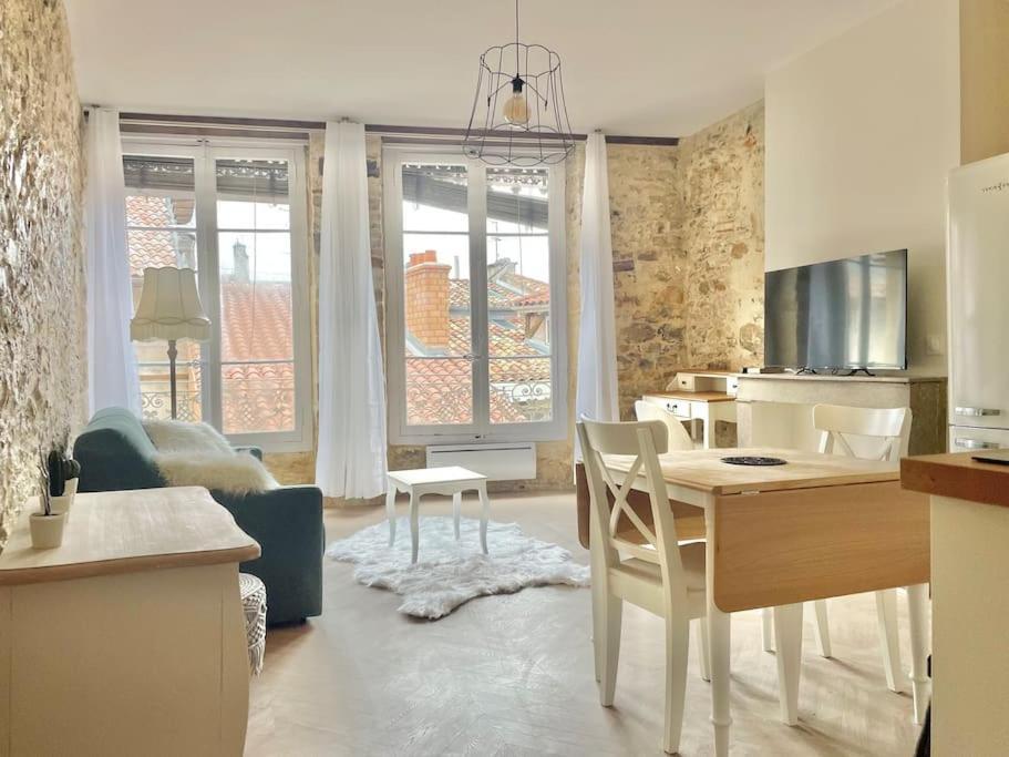 Happy Sejour Vieux Lyon Apartment ภายนอก รูปภาพ